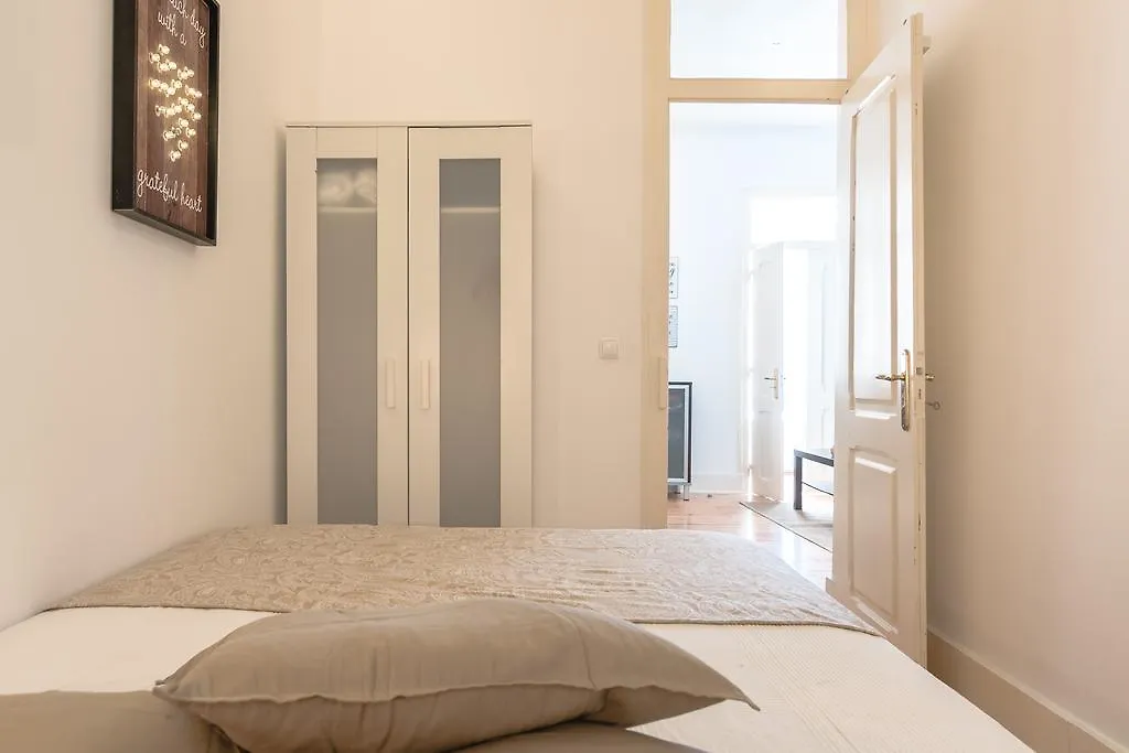 Rua Calcada Santana Apartment Lisbon
